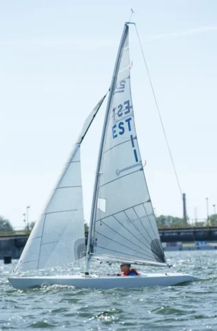 purjetamine 0796 673x1024